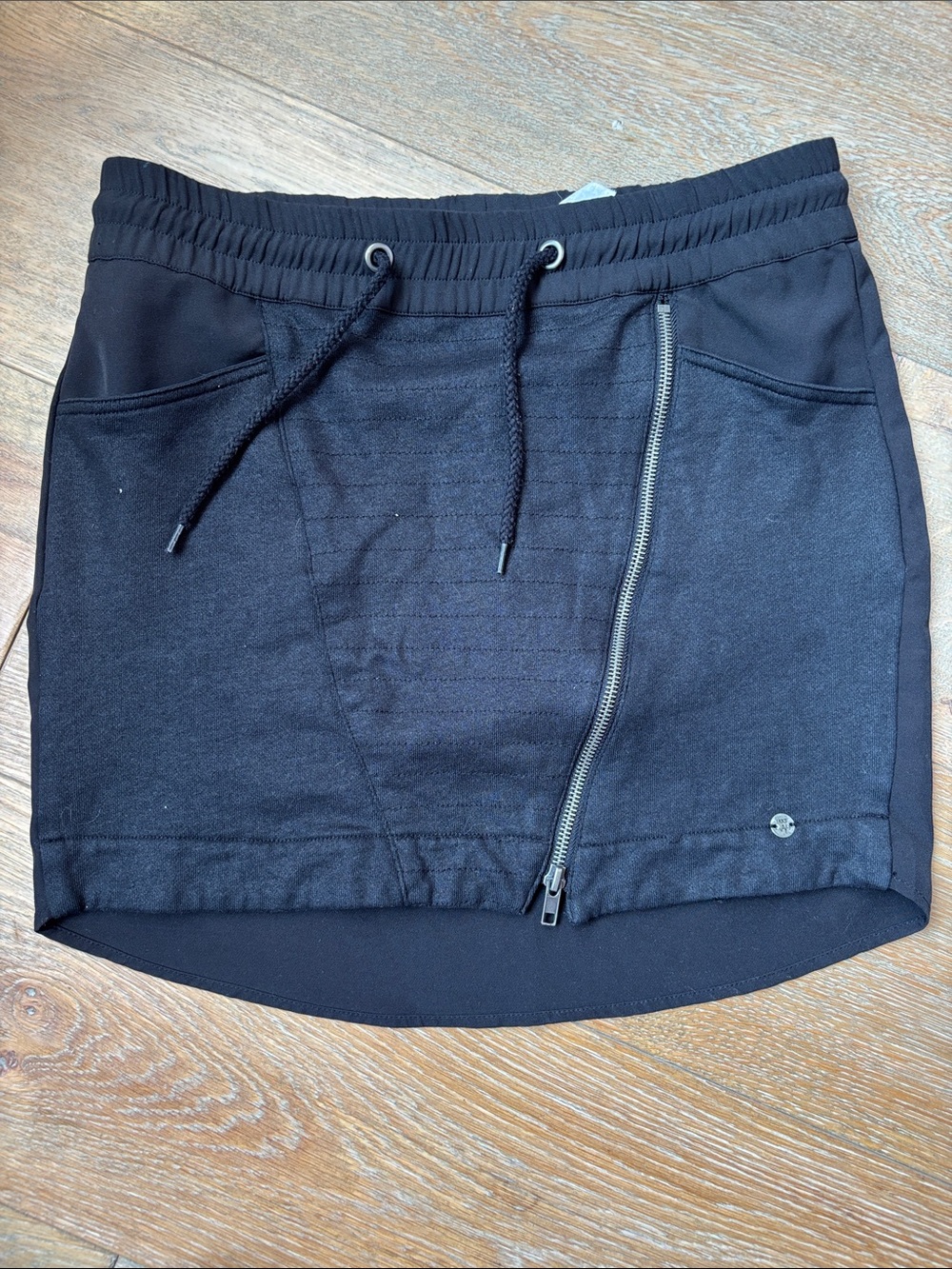 Ikks Black Drawstring Zip Skirt